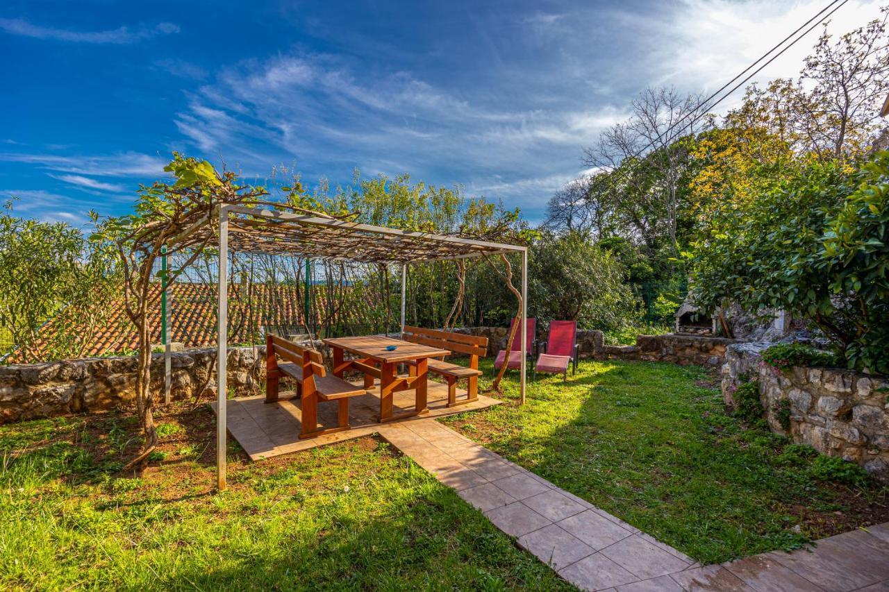 Apartments Marija Брибир Екстер'єр фото